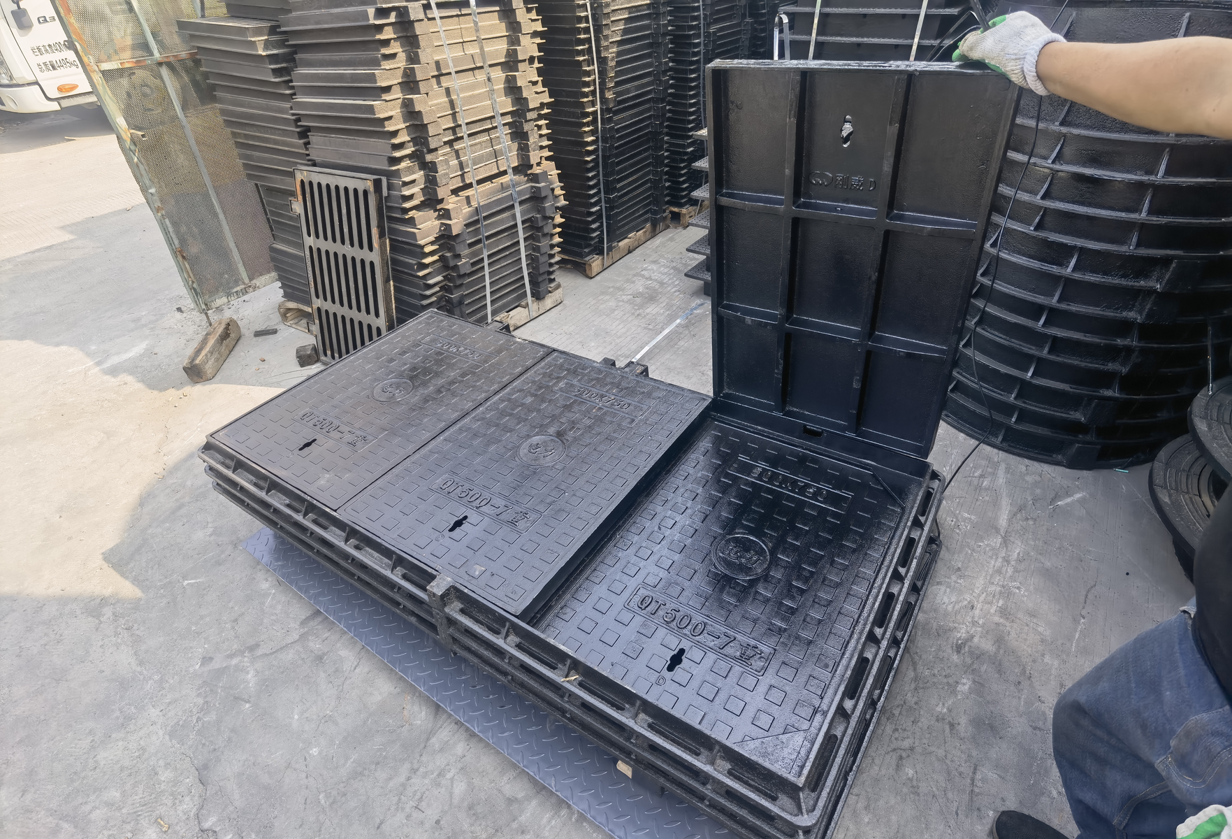 Ductile Iron Manhole Cover