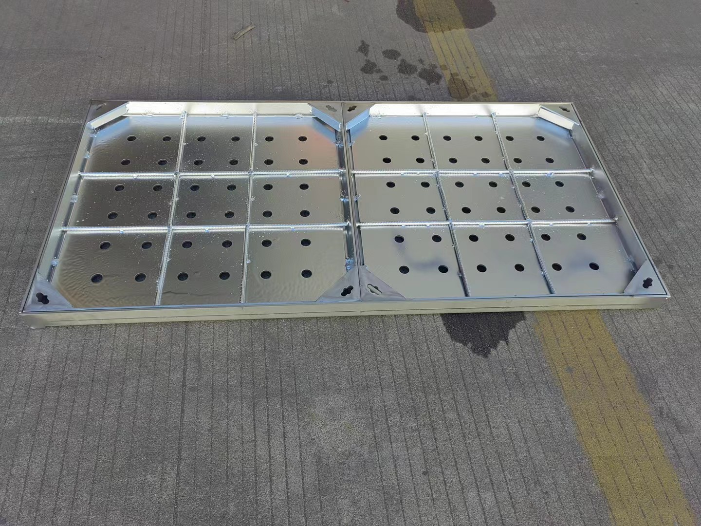 Stainless Steel Manhole Cover
